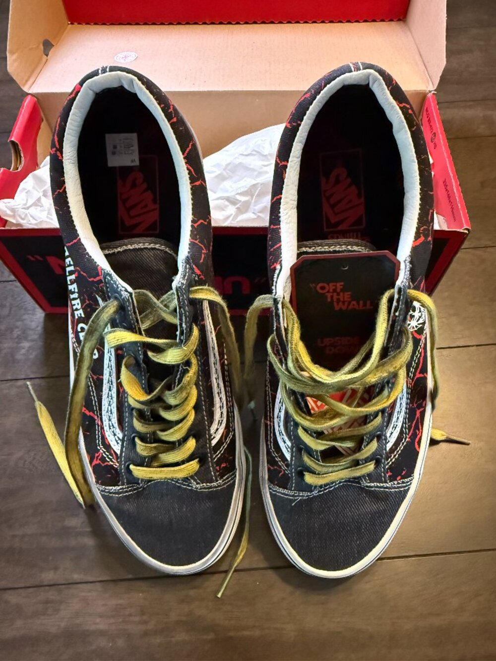 Vans x Stranger Things Hellfire Club Style 36 Men 10.5 VN0A3DZ3Y09 Orig Box
